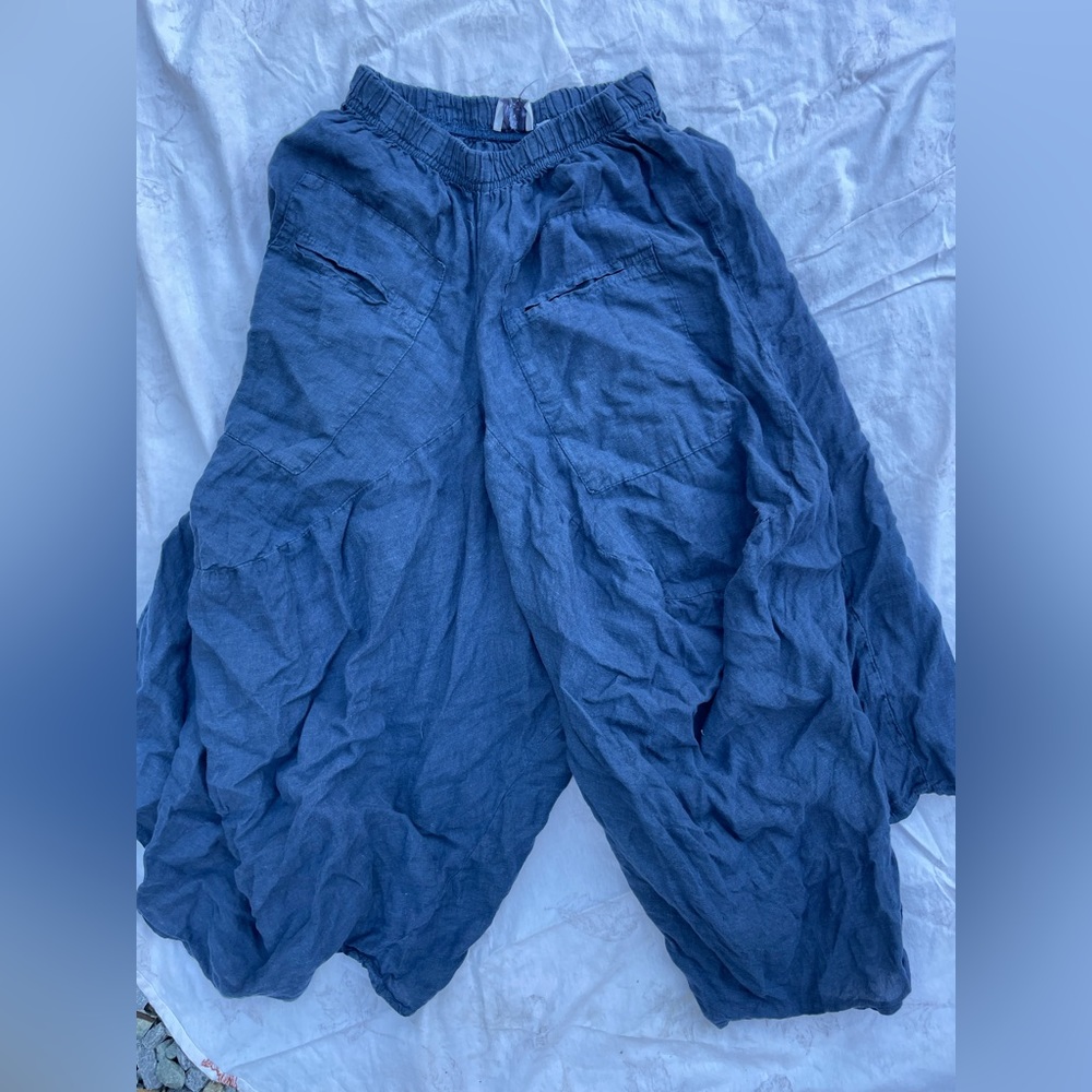 Belle France brand linen parachute pants